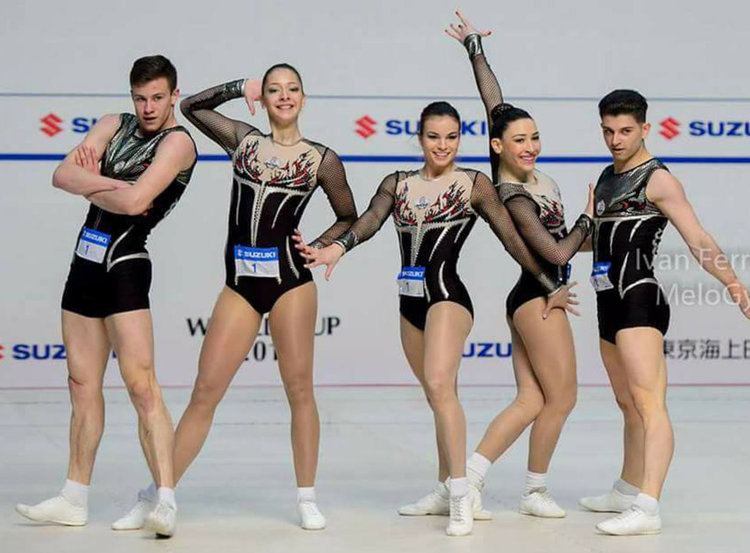 Бронз за Тихомир, Дарина и съотборници от Световна купа по аеробика