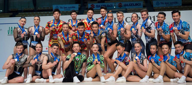 Бронз за Тихомир, Дарина и съотборници от Световна купа по аеробика