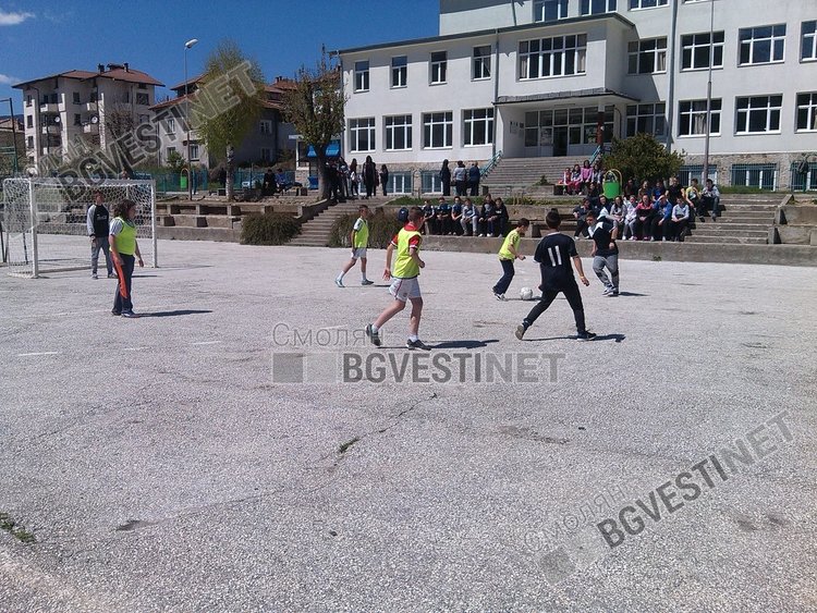Огънят на Спешъл Олимпикс се разгоря в Смолян, ученически отбори се борят за медали
