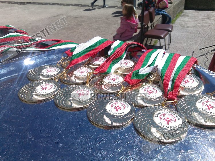 Огънят на Спешъл Олимпикс се разгоря в Смолян, ученически отбори се борят за медали