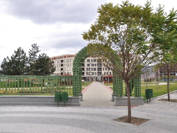 Най-после!Задържаха трима вандали в парк „Арпезос-Север“