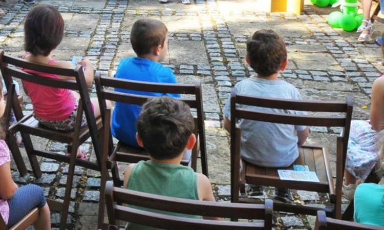 Откриват по 300 нови случая на деца аутисти на година