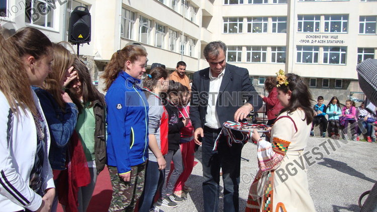 Златаровци обраха златните медали по футбол и народна топка в турнира на Спешъл Олимпикс
