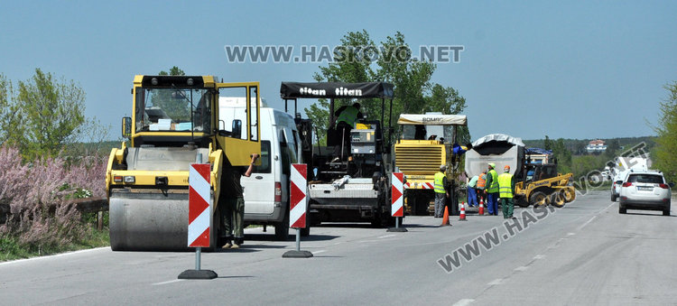 Кърпят пътя Хасково – Димитровград, ремонтират към Стара Загора и Пловдив