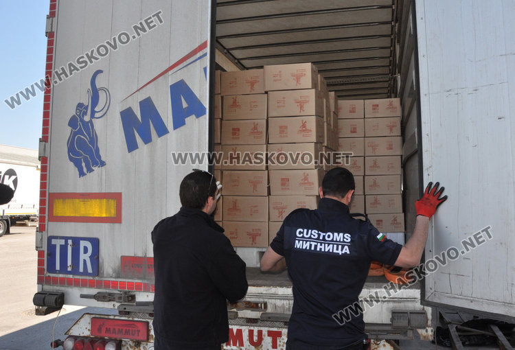 Иранец привлечен като обвиняем за хероина на Капитан Андреево за 14 млн.лв.