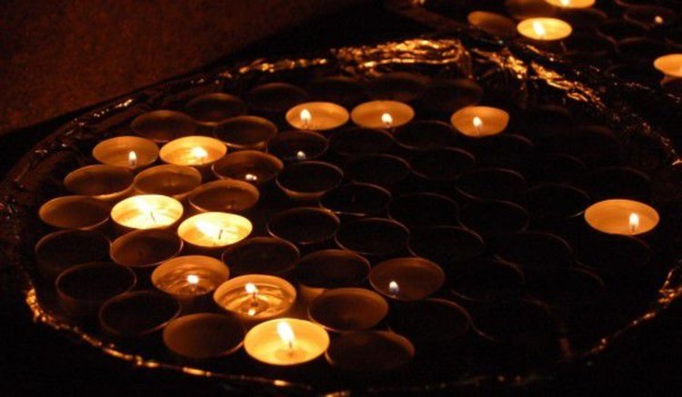 Мъж изгоря с 6 бона, докато врачка му разваля направена магия