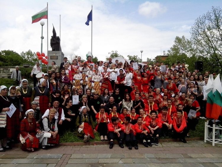 Социалистките канят на „Танцувай с нас“ – 6