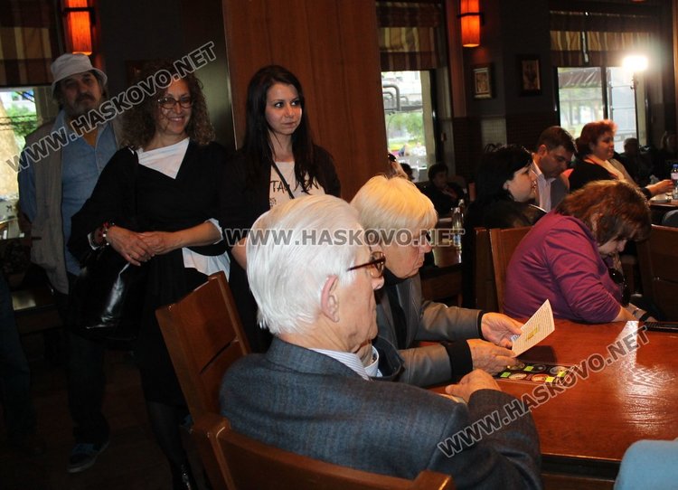 Биографичен роман за Митю Вълчев представи Величка Петрова