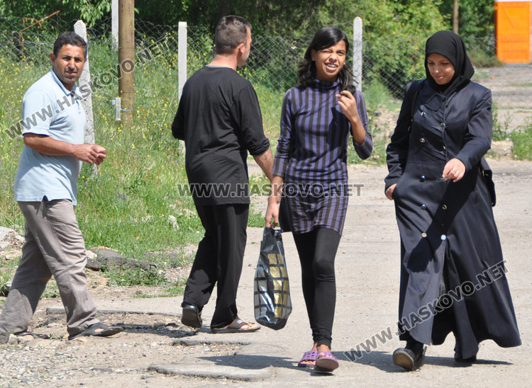 3000 бежанци вече са харманлийци, лавина от адресни регистрации в града