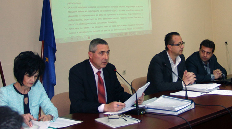 65 работодатели наемат 326 младежи по програма