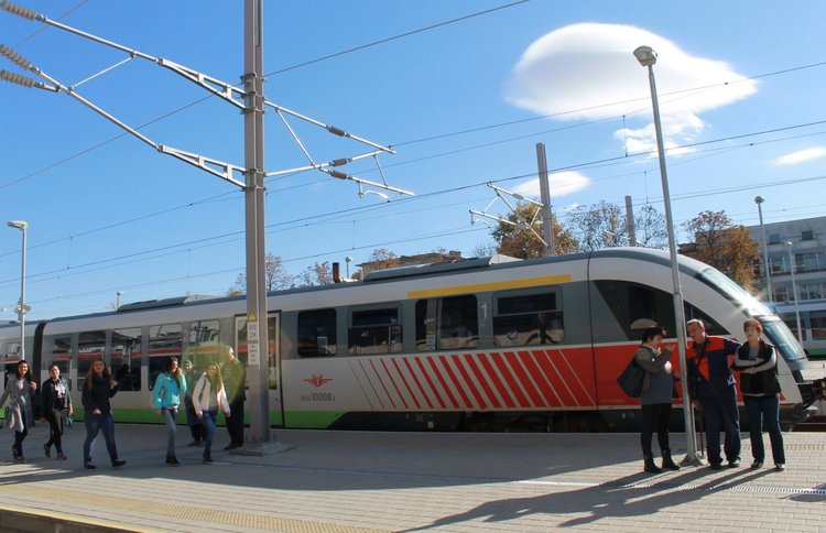 Възстановяват седящия вагон в международния влак за Истанбул