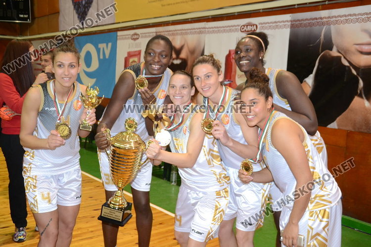 Без заплати излизат в мача за титлата баскетболистките на Хасково