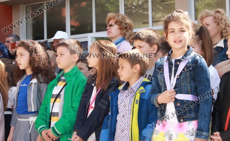 Патронен празник чества ОУ "П.Славейков"