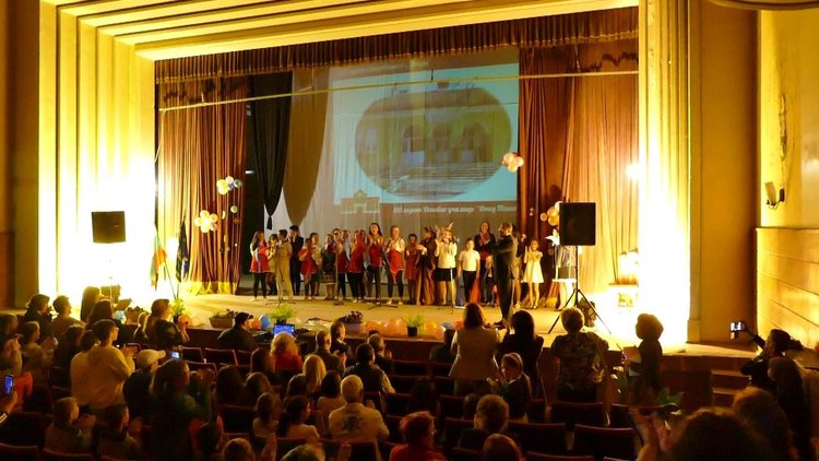 Училището в Искра празнува 150-та годишнина