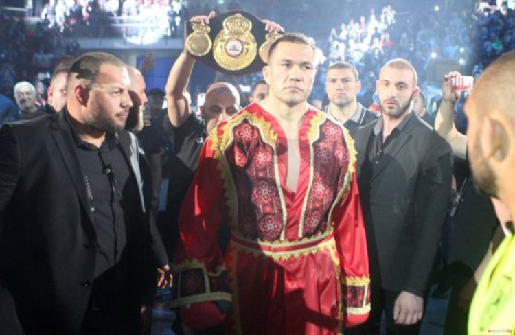 Кобрата прати Джонсън в Пирогов 