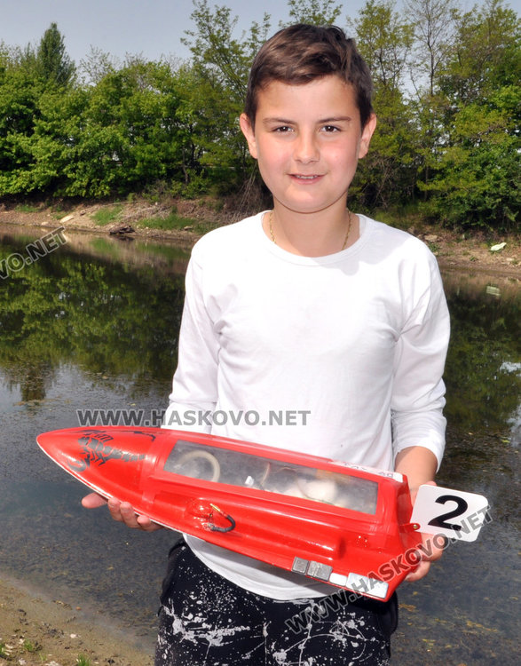 60 кораба в надпревара за бързина и фигурен пилотаж край Харманли 