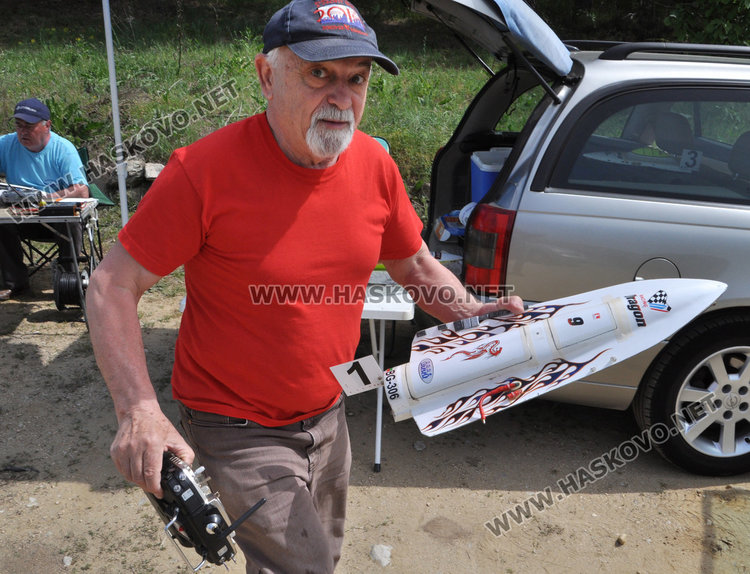 60 кораба в надпревара за бързина и фигурен пилотаж край Харманли 