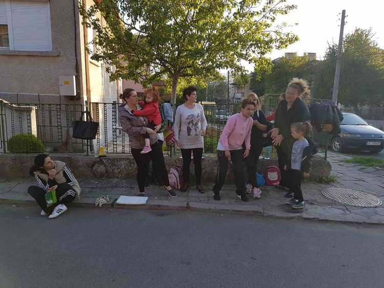 Съветниците от ГЕРБ заслушват оплакванията на гражданите от местната власт