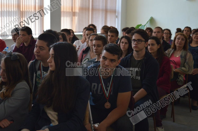 Участниците