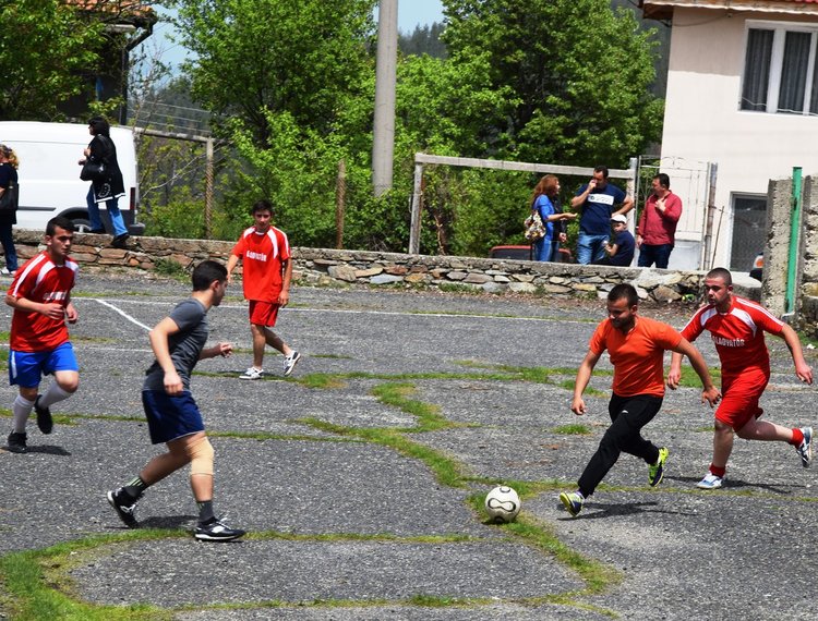 Отборът на "Боровец" от Кърджали спечели футболния турнир в Кобиляне