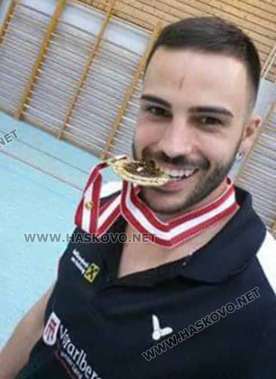 сн : личен архив