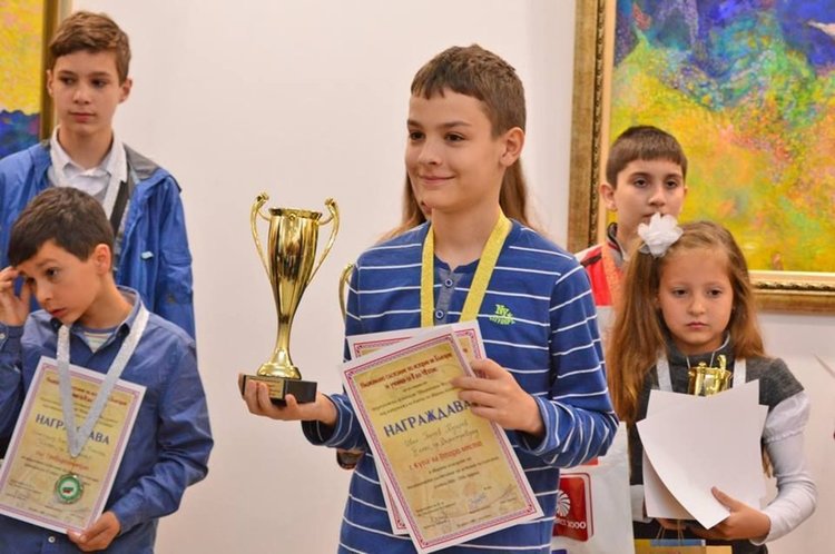Сребърен медал е спечелил Иван Козарев от 7 клас