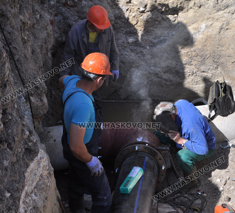 Магистралният водопровод в Орфей преместен заради строеж на шивашки цех