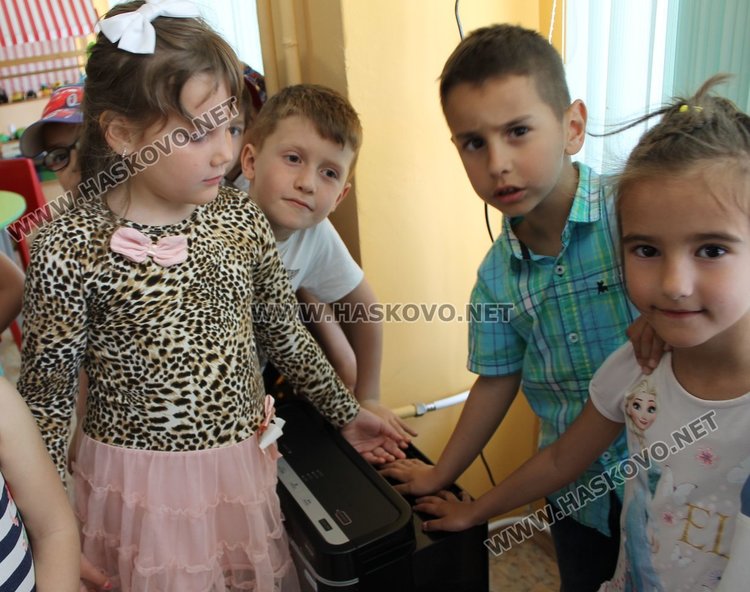 Оборудваха димитровградските градини с модерни въздухопречистватели