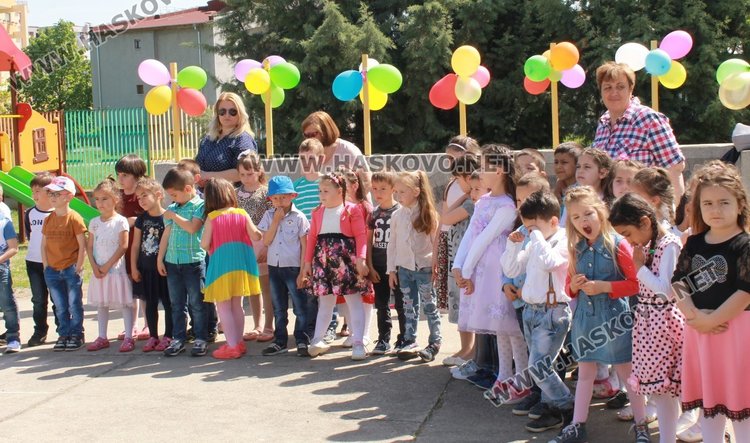 Оборудваха димитровградските градини с модерни въздухопречистватели
