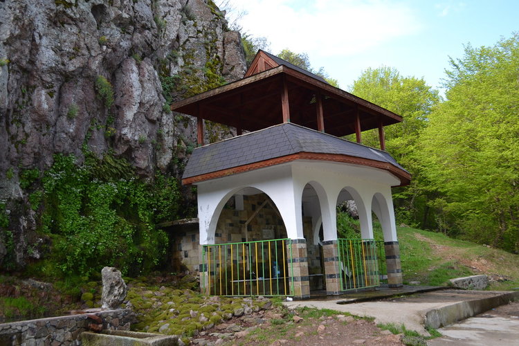 Дамбалъ готов да посрещне гости от близо и далеч