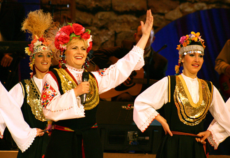 Чакърдъкова идва в Кирково,ще пее за Гергьовден