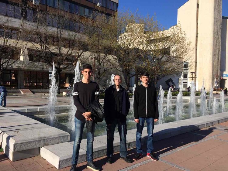 За поредна година Езиковата гимназия има отличник на       Националната олимпиада по английски език