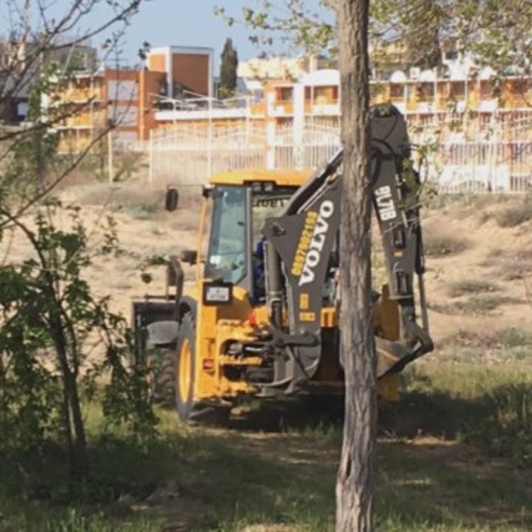 Багери унищожават и последните дюни на Слънчев бряг