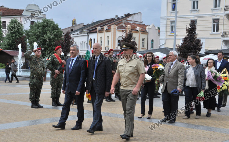 Тържествен ритуал и концерт за Гергьовден в Хасково