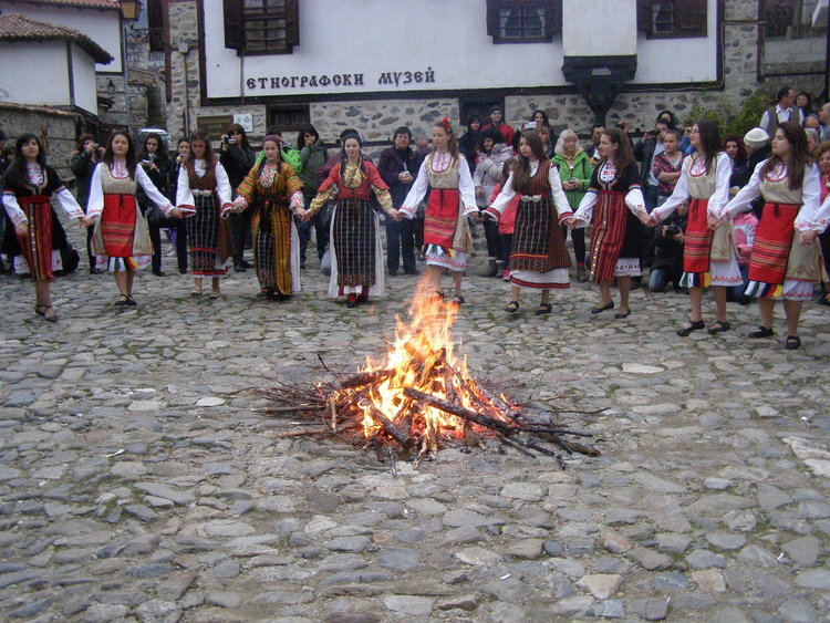 Кирково и Златоград честват Гергьовден,надпреварат се за привличане на туристи