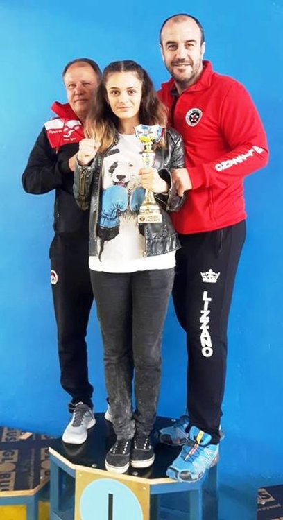 Отборна купа за хасковските боксьорки, канят Горяна и Силвия за Европейското