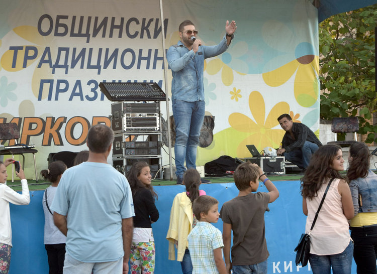 Кирково и Златоград честват Гергьовден,надпреварат се за привличане на туристи
