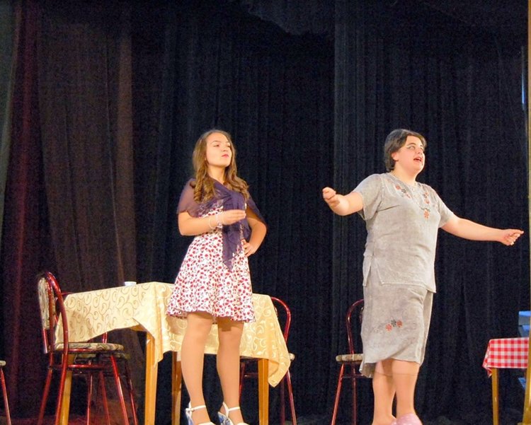 ПГСС „ В. Левски“ отбеляза 58-та си годишнина с комедията „Свекърва“