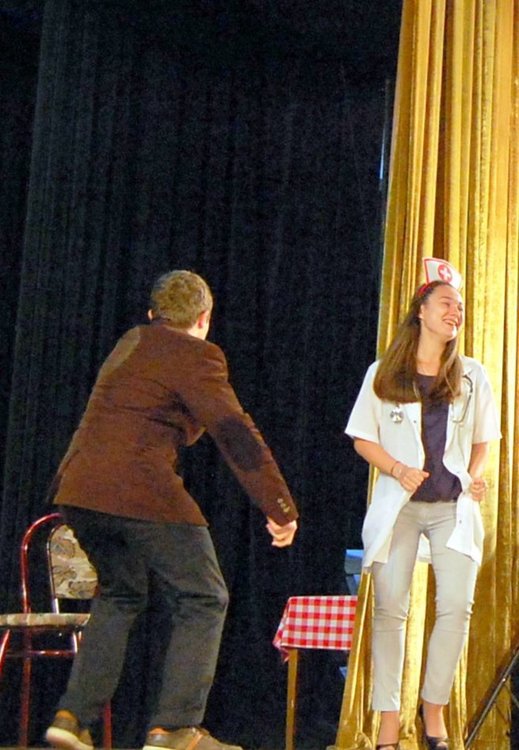 ПГСС „ В. Левски“ отбеляза 58-та си годишнина с комедията „Свекърва“