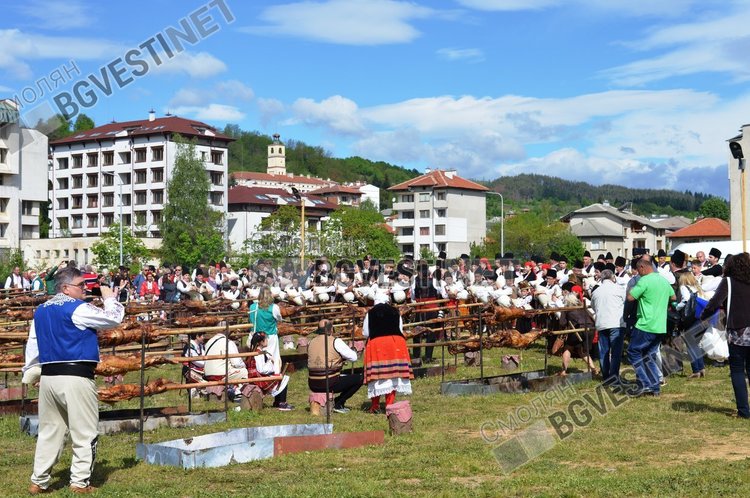 Златоград нагости със 150 чевермета /ГАЛЕРИЯ/