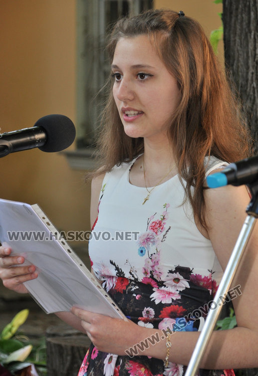 33-ма от Езиковата получиха немски дипломи и шанс да учат във ВУЗ