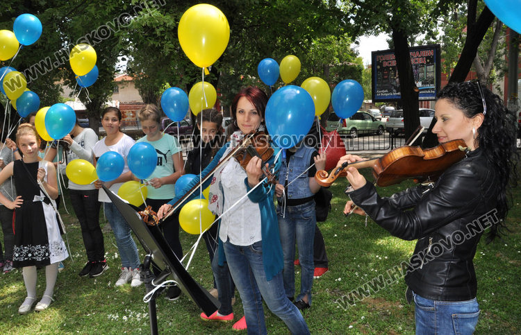 “Одата на радостта“ огласи центъра на Хасково в Деня на Европа
