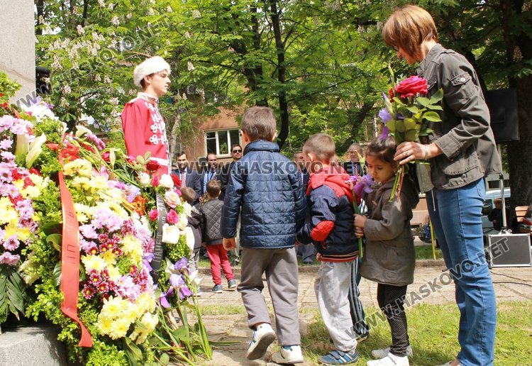 В Димитровград почетоха 72 години от края на Втората световна война