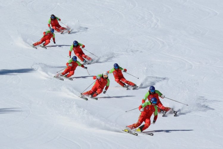Българските ски учители се представиха отлично на Световното първенство в Швейцария