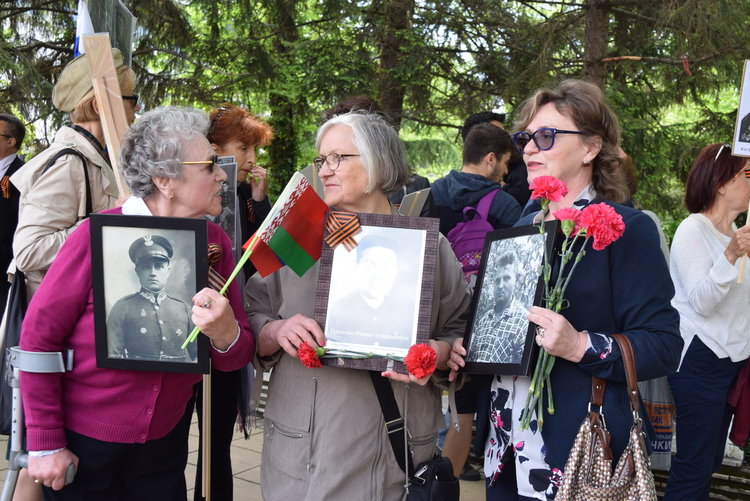 “Бессмертний полк“дефилира през Кърджали,отбелязахме Деня на Победата