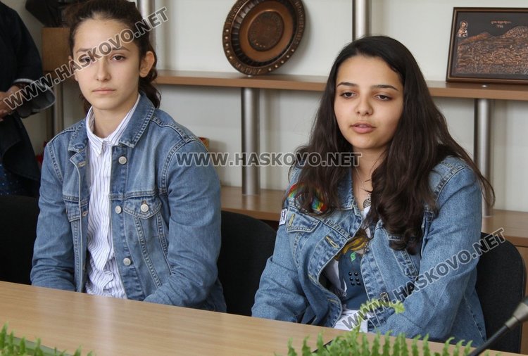 Общинският ученически парламент отчете деня на самоуправлението в Димитровград