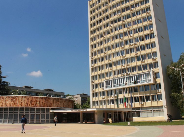  Три песни се борят за химн на Димитровград