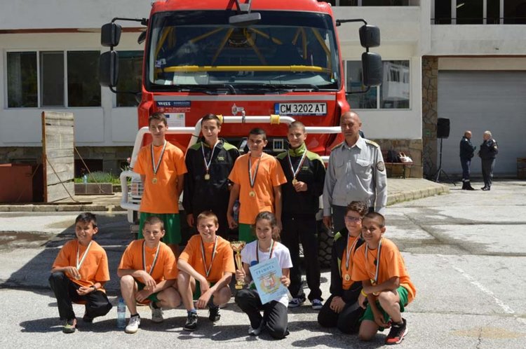 Отборът на победителите