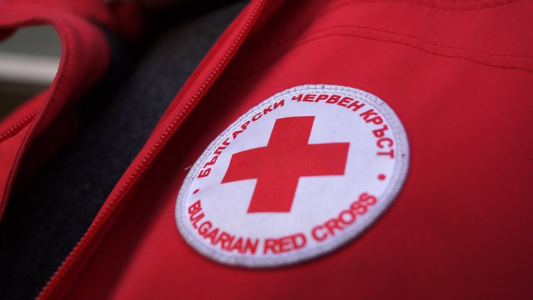 Как се дава първа помощ ще демонстрират млади червенокръстци