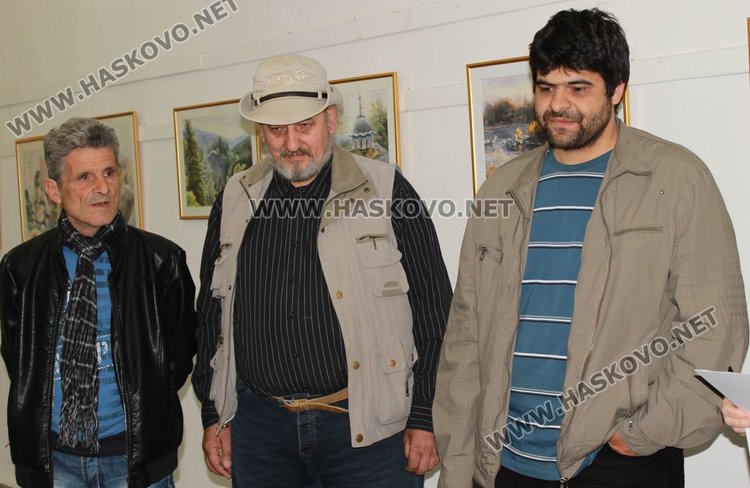 Пейзажи и портрети подреди в изложба димитровградчанинът Йордан Йорданов